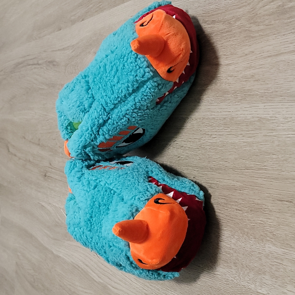 Cat & Jack Bay Blue Monster Slippers Medium